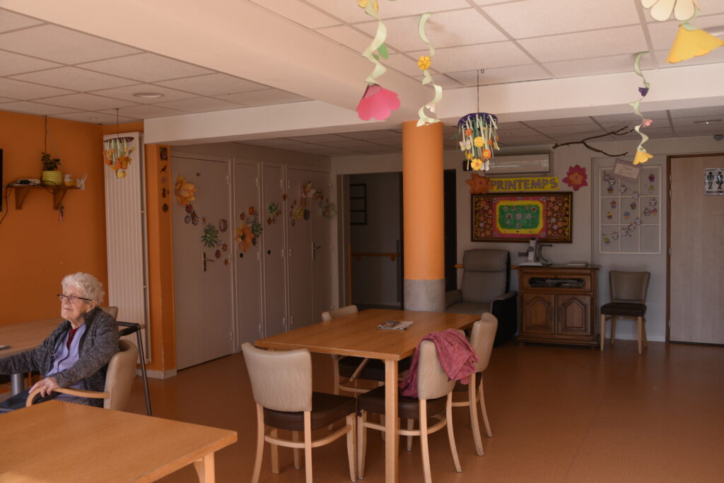 Photo de la salle de vie de la petite maison