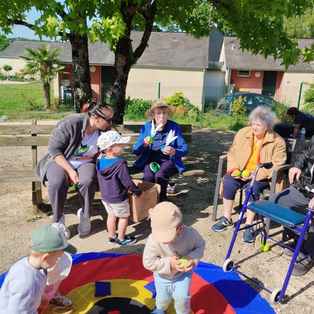 Image rencontre intergénérationnelle